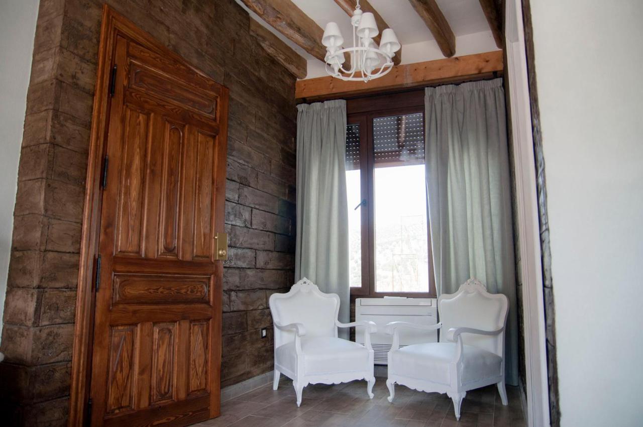 בית הארחה Algarinejo 	La Casa De Maria מראה חיצוני תמונה