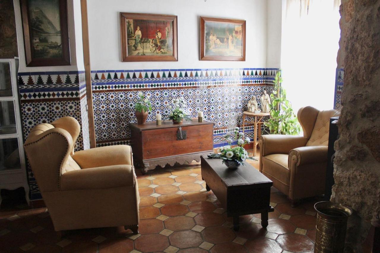 בית הארחה Algarinejo 	La Casa De Maria מראה חיצוני תמונה