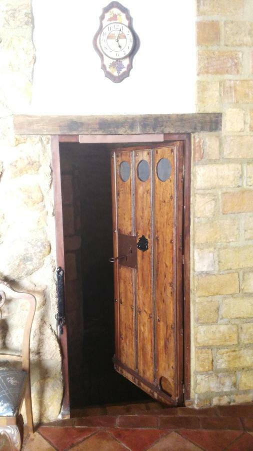 בית הארחה Algarinejo 	La Casa De Maria מראה חיצוני תמונה